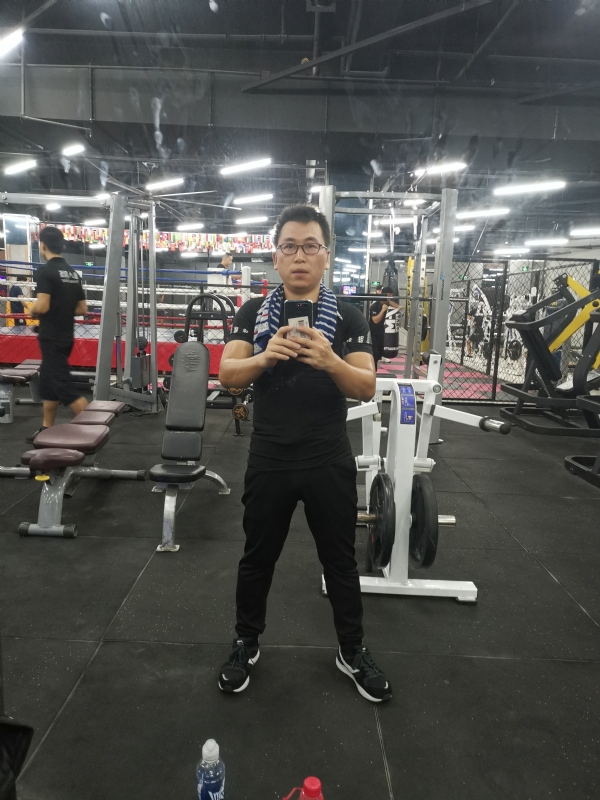 52赫兹的第一张照片--马尾蓝颜知己交友网